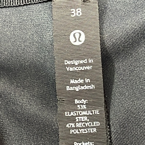 Lululemon GRAY Commission Pant 38 men SHORT INSEAM snap back pockets tapered leg - Picture 3 of 16